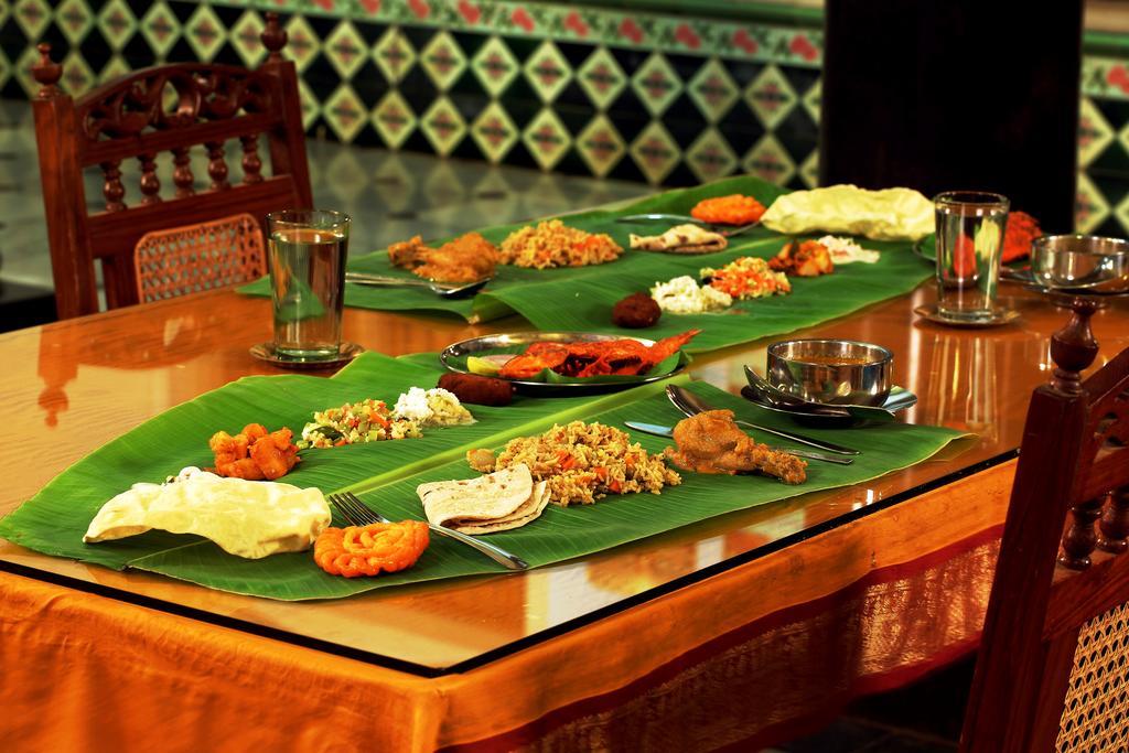 Chettinadu Mansion - An Authentic Heritage Palace Kānādukāttān Eksteriør billede